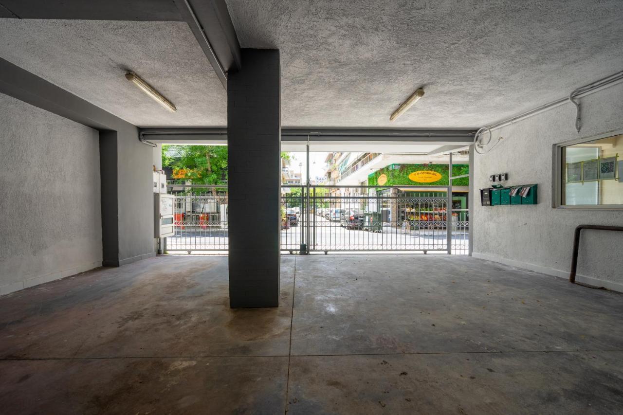 Trojan Affair Residence Athens Exterior photo